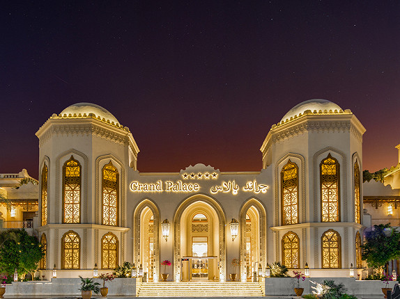 The Grand Palace (gezeigte Zimmerbilder sind Wohnbeispiele)