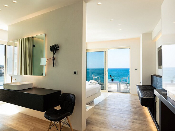Kahlua Sea View Suites (gezeigte Zimmerbilder sind Wohnbeispiele)