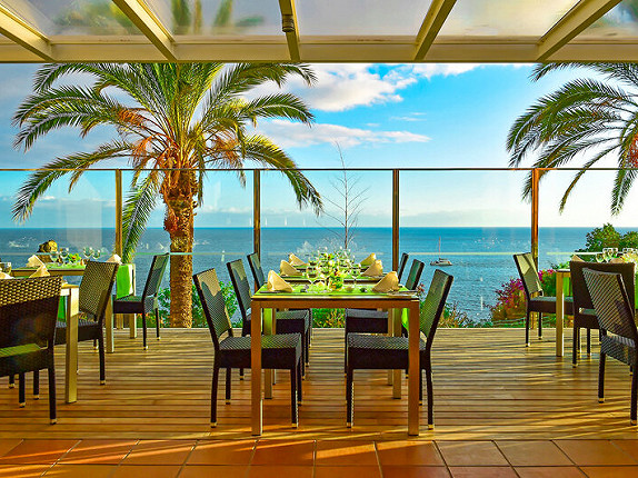 Pestana Promenade Ocean Resort (gezeigte Zimmerbilder sind Wohnbeispiele)