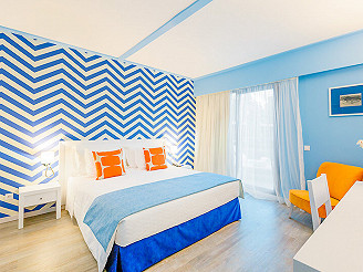 Terrace Mar Suite Hotel (gezeigte Zimmerbilder sind Wohnbeispiele)