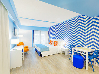 Terrace Mar Suite Hotel (gezeigte Zimmerbilder sind Wohnbeispiele)